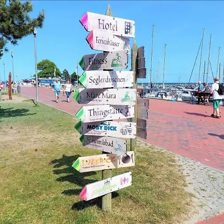 Ferienhaus Familytime Ferienpark An Der Ostsee Familienfreundlich Strandnaehe Pkw-stellplatz Auf Grundstueck 度假居